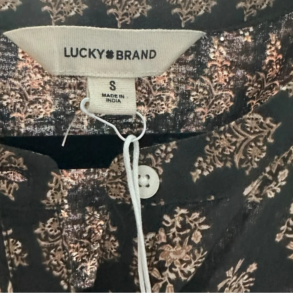 NWT Lucky Brand Black and Cream Blouse Size Small